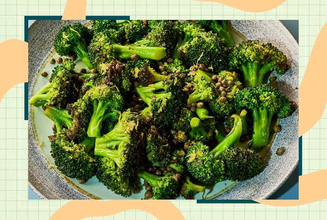 The Best Way to Eat Broccoli for Maximum Cancer-Fighting Compounds, According to Dietitians