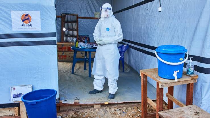 2nd American infected with Ebola in DRC evacuated to Germany, WHO chief says