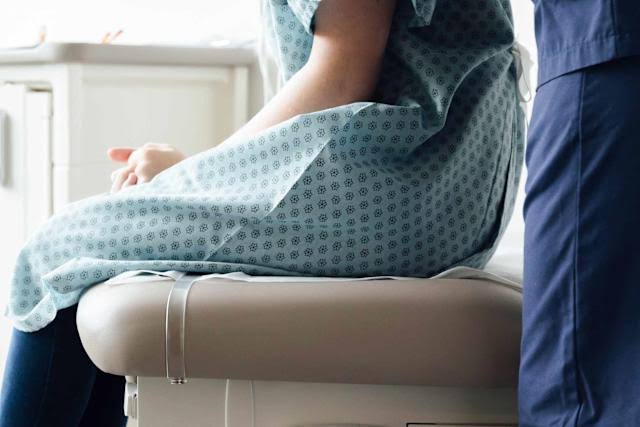 Mom Thought Her Symptoms Were Menopause — Then She Was Diagnosed with Rectal Cancer at 42