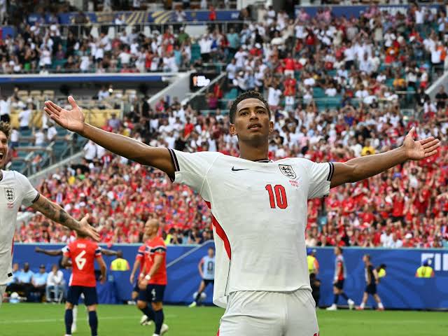 Bellingham scores twice as England beat Norway 2-1 to reach World Cup semis