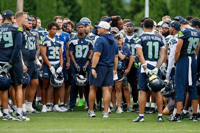 Seahawks training camp: Observations from Day 2 of practice