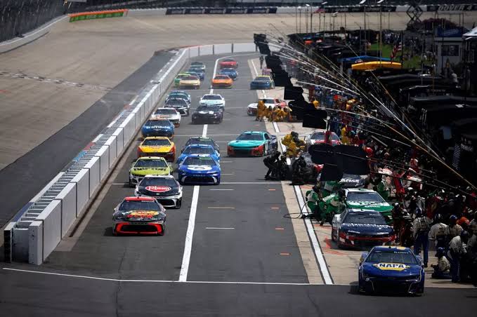 NASCAR stars debate purpose of All Star Race amidst ordinary Dover atmosphere