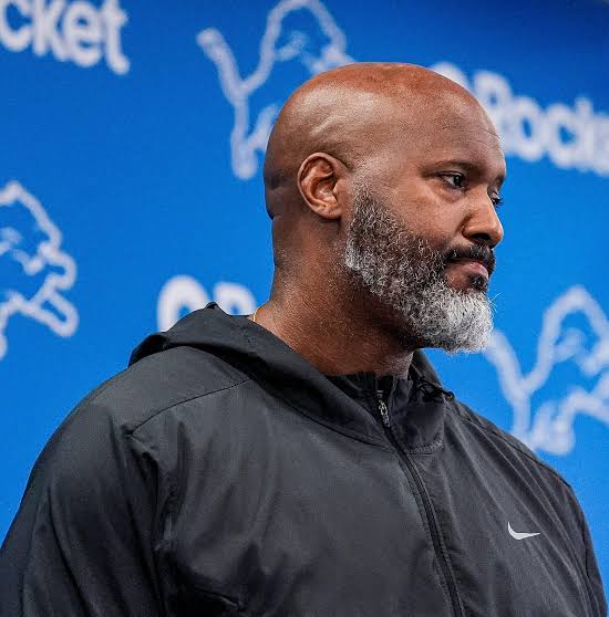 Lions GM Brad Holmes speaks on Jahmyr Gibbs’ contract hold-in