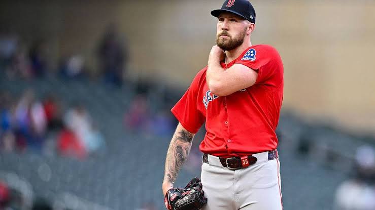 Garrett Crochet suffers setback due to lat issue