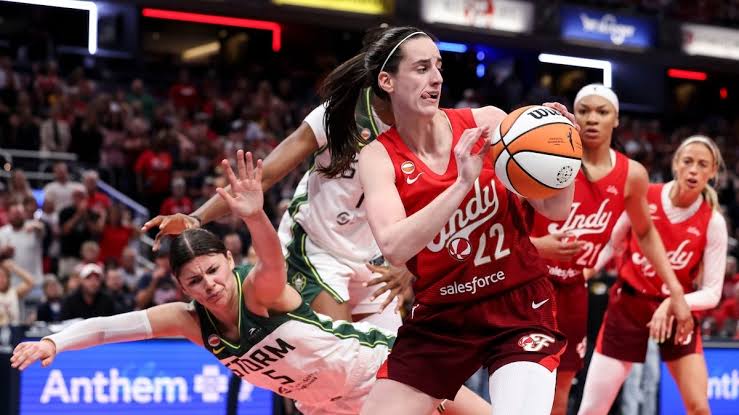 Caitlin Clark makes WNBA history with record-breaking game after weeks of controversy