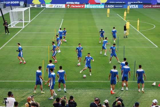 From The Sports Desk: One day after peace agreement, Iran takes field for World Cup