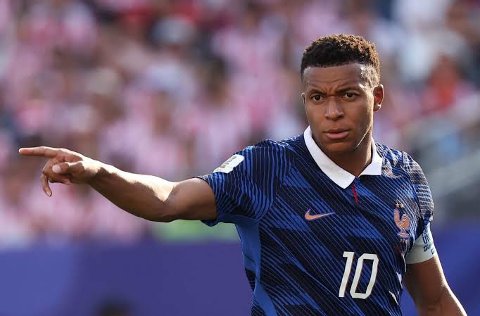 Kylian Mbappe calls out ‘blatant racism’ of Paraguayan senator for ‘colonised Cameroonian’ remark - The Athletic
