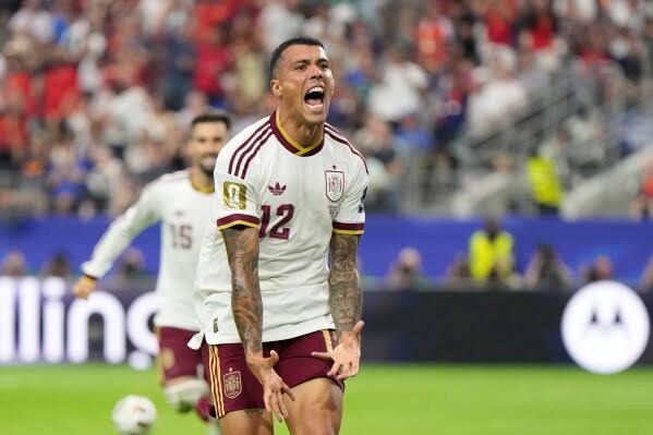 Spain shuts down France and Kylian Mbappé, advances to the World Cup final with a 2-0 victory