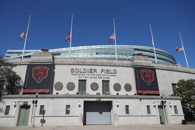 State of Indiana may pay to help Chicago Bears escape lease at Soldier Field