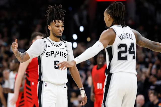 Spurs close out Timberwolves behind Stephon Castle's 32 points in Game 6, will face Thunder in Western Conference finals