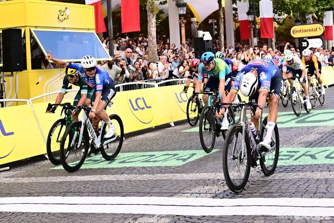 Van der Poel wins extraordinary Tour finale after yellow jersey rampage on stage 21