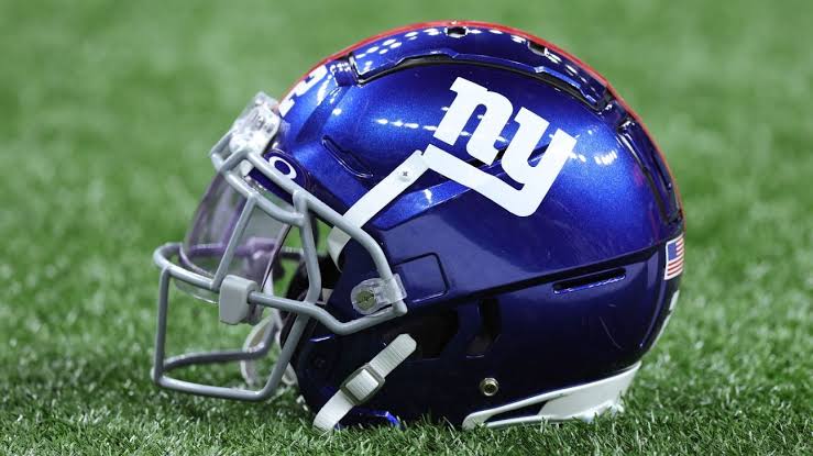 Giants' Carter, Dart express unity after disagreement over Trump