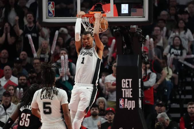 Victor Wembanyama wanted to play in Game 3. He took out his frustration on Blazers in Game 4