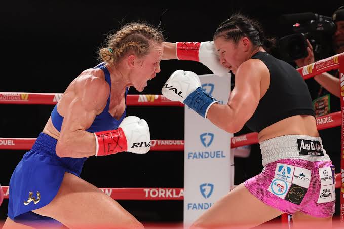 Emotional Holly Holm speaks out after being 'robbed' of boxing world title in Stephanie Han rematch