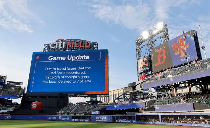 Travel issues kept Red Sox stuck in Chicago until Friday afternoon, pushed first pitch of Mets series opener
