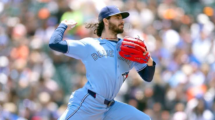 Blue Jays' Cease loses bid for 2nd career no-hitter in 9th