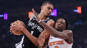 Barbara Barker: Knicks prove to be human with Game 3 loss to Spurs