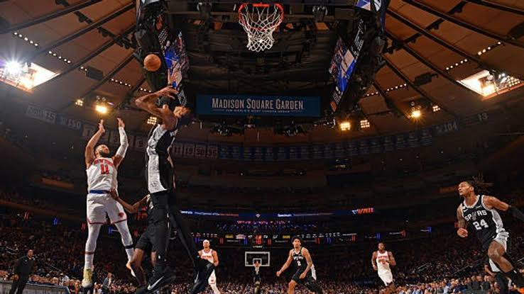PHOTOS: Spurs take on New York Knicks in Game 4 of NBA Finals