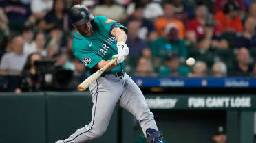 Losing Raleigh is a big blow. Here's how Mariners can fill the void
