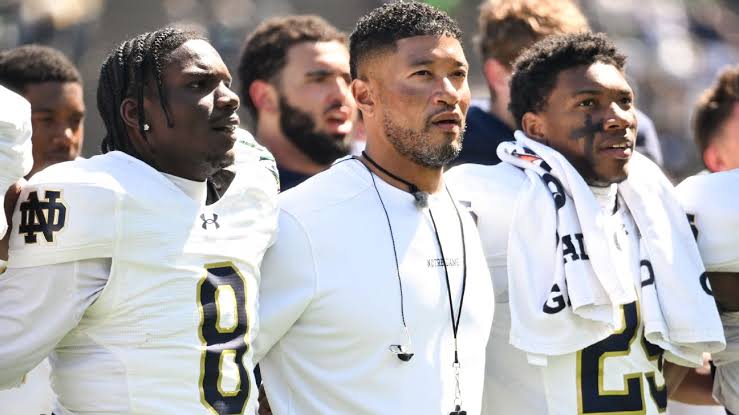 Freeman wants Notre Dame focused on Wisconsin, not playoff