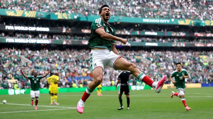 Mexico beat South Africa in World Cup opener amid 3 red cards