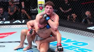 Salkilld submits Gamrot in first round at UFC Fight Night