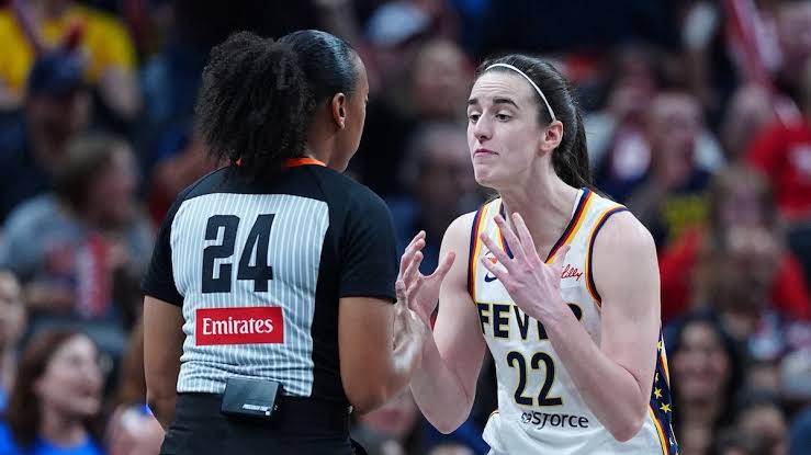 Caitlin Clark calls out referees for failing to call foul on play she says gave her a contusion