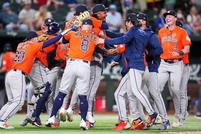 Rangers' no-hit effort vs. Astros a result of offensive failure at the most basic level