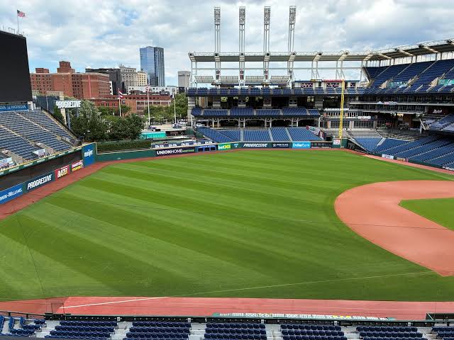 Guardians, Pirates awaiting MLB decision on Friday’s series opener amid Northeast Ohio air quality alert