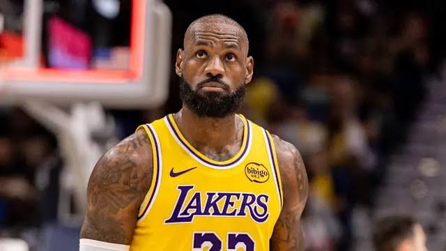 Kareem Abdul-Jabbar Suggests LeBron James Should Return to Cleveland for Final Year