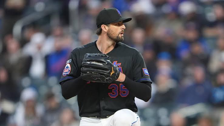 Mets, Clay Holmes not actively discussing a contract extension: report