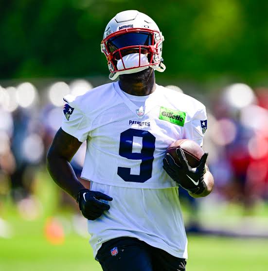 5 performances of note from the Patriots’ first training camp practice