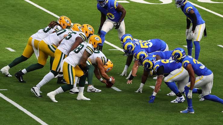 NFL announces that inaugural Thanksgiving Eve game between Packers and Rams will be streamed on Netflix