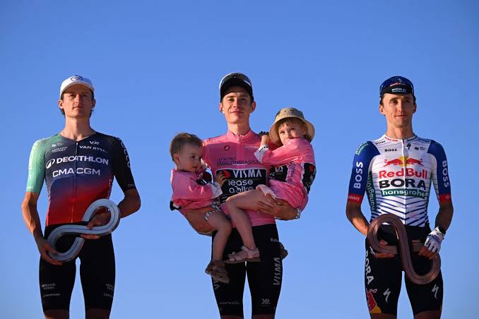 'It's still hard for me to realise what has happened, that I've won all three Grand Tours' - Jonas Vingegaard emotional in Rome after Giro d'Italia victory