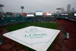 Rainout puts Red Sox’ chance to tie franchise-record 15-game winning streak on hold