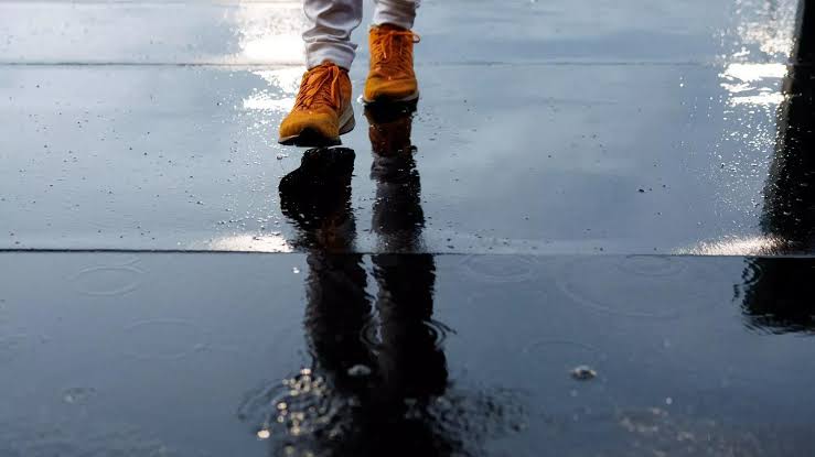 Game Two Between Vols & Sooners Suspended, Will Resume on Saturday