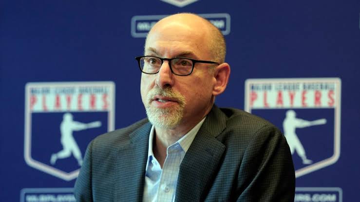 MLB commissioner refutes MLBPA criticism of salary cap ads