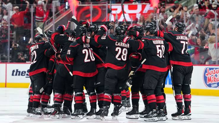 Seth Jarvis scores in OT, Carolina evens Stanley Cup Final