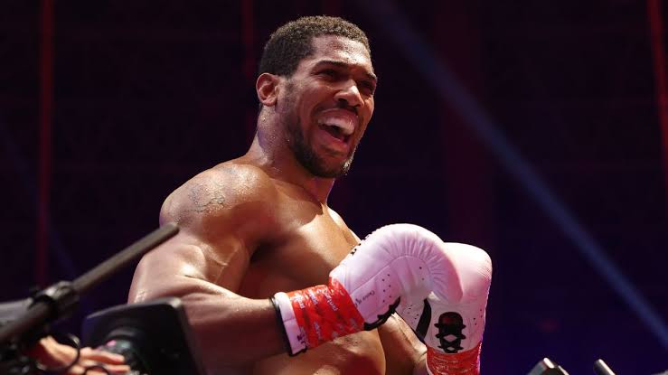 Anthony Joshua survives two knockdowns to KO Kristian Prenga