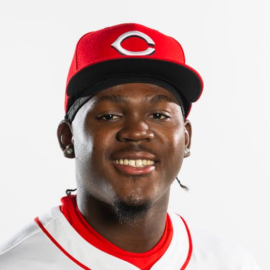 Reds To Promote Héctor Rodríguez