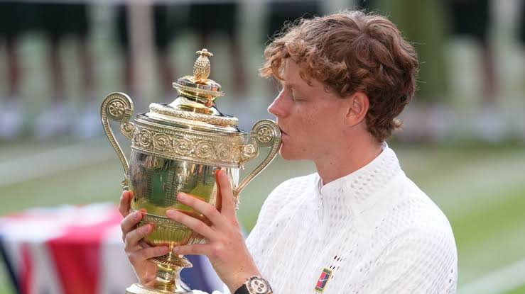 Jannik Sinner beats Alexander Zverev, defends Wimbledon title