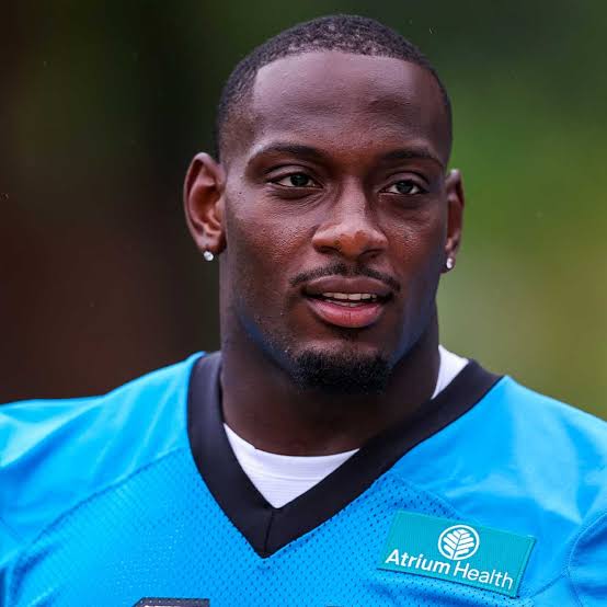 Panthers Edge Rusher Nic Scourton Reportedly Out For 2026 After Training Camp Injury