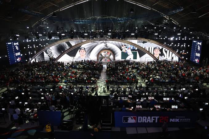 MLB Draft Day 1 reactions: Teams that excelled, best value picks and top remaining players - The Athletic