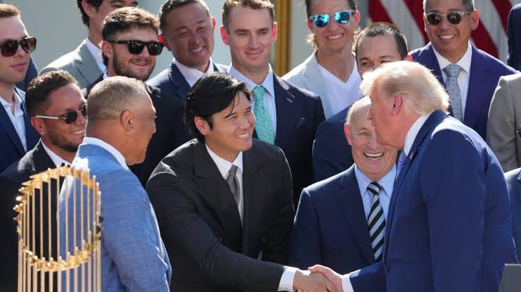 Dodgers visit White House to celebrate back-to-back World Series titles