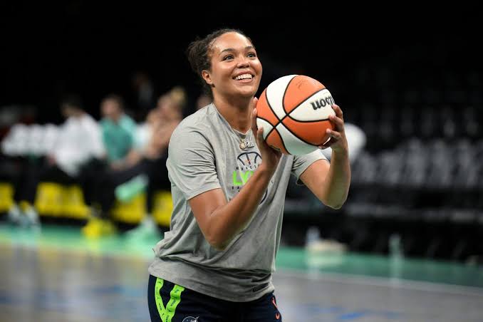 Napheesa Collier has double-double in season debut for Lynx