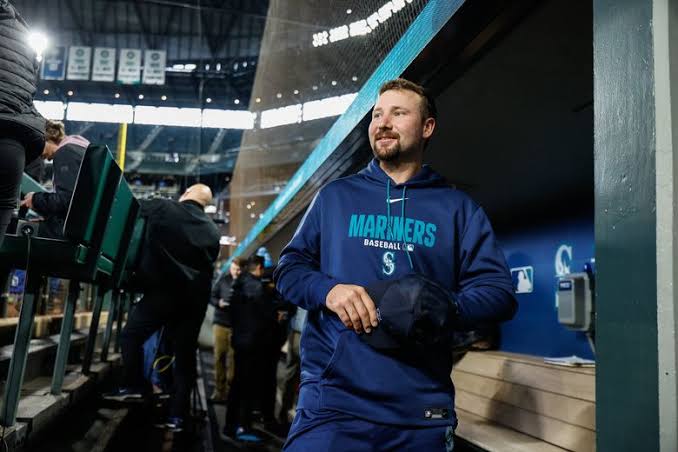 Cal Raleigh takes step toward returning to Mariners lineup
