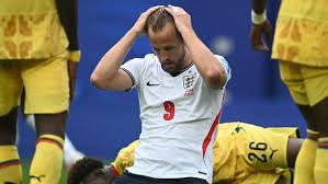 England's World Cup momentum stalled by Ghana after Kane miss