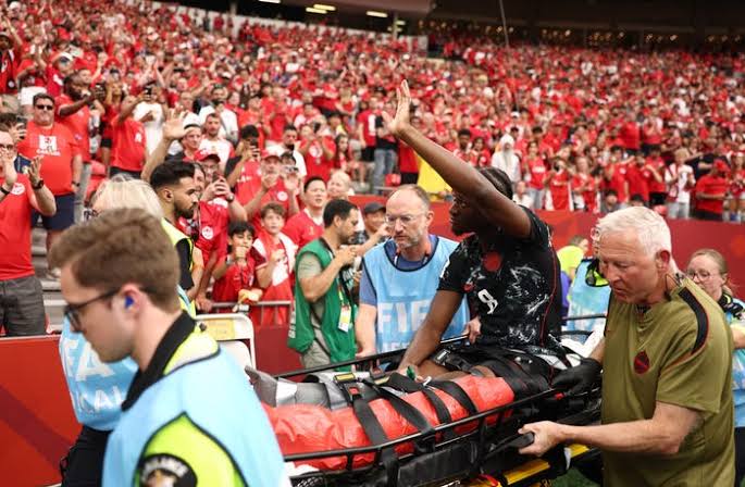 Ismael Kone waves to crowd after Canada injury at World Cup | Photos