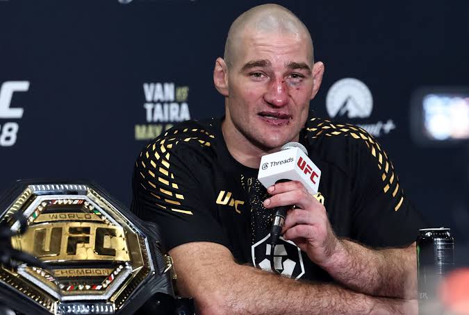 Sean Strickland apologizes to Dustin Poirier for denouncing post-arrest comments: ‘I guess not everyone is a POS like me’