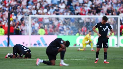 World Cup: Thierry Henry, Alexi Lalas get into heated exchange about Folarin Balogun's red card decision